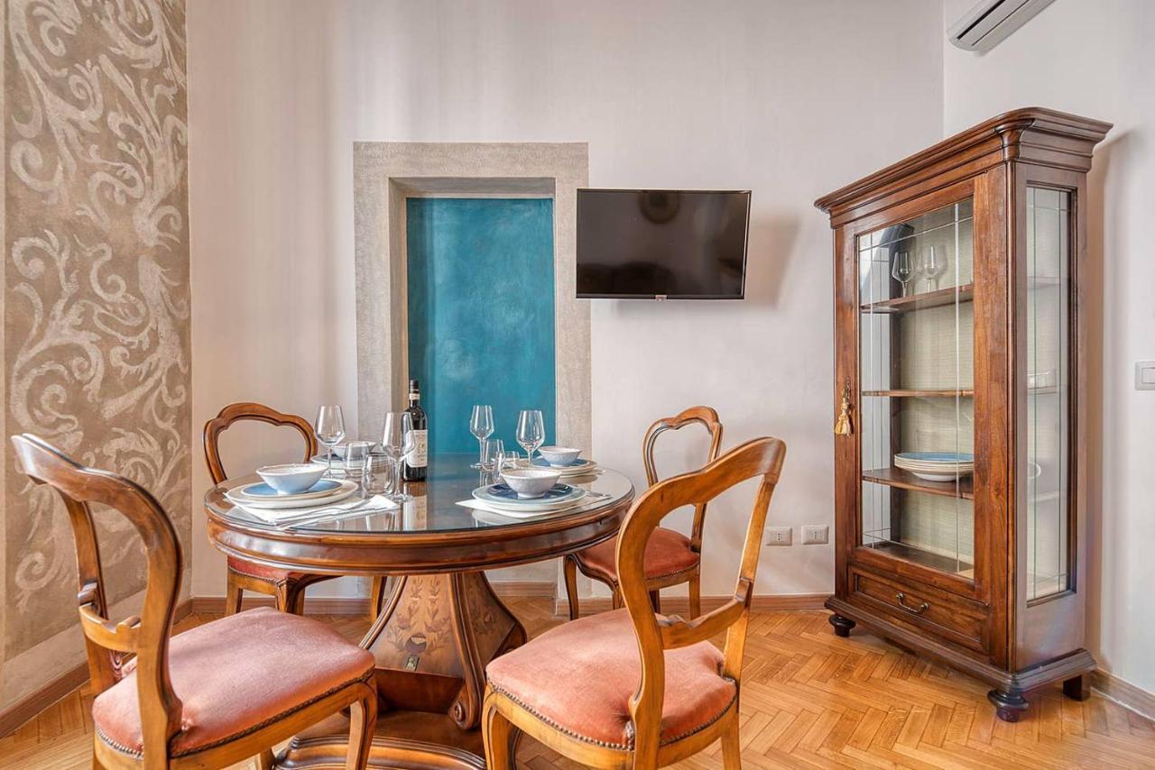 Palazzo Pamphili Lecca Di Guevara Rome Buitenkant foto